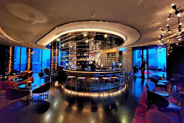 We Review: Blue bar (Rooftop) at EQ, Kuala Lumpur - Inside bar